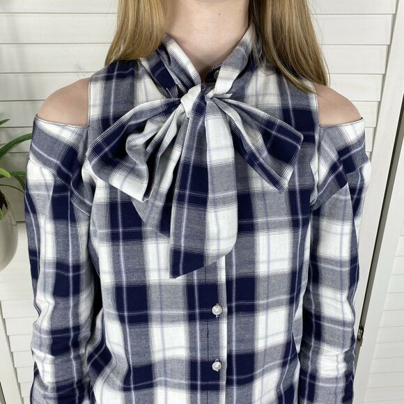 Luxe by Stylekeepers Autumn Break Top Blue Plaid Cold Shoulder Tie Shirt Size M - Picture 3 of 8